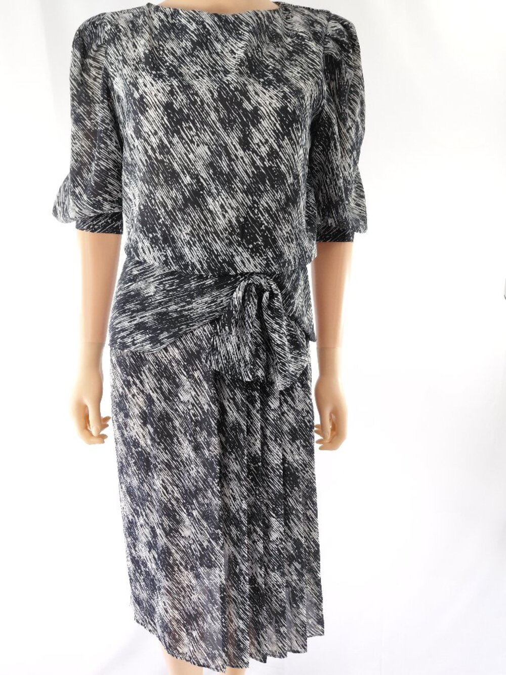 JB TOO Dress SS Peplum With Bow Pleat Skirt Vintage 10